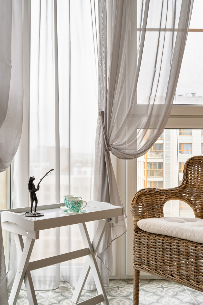 Двухкомнатная квартира с ярким дизайном 65 м2