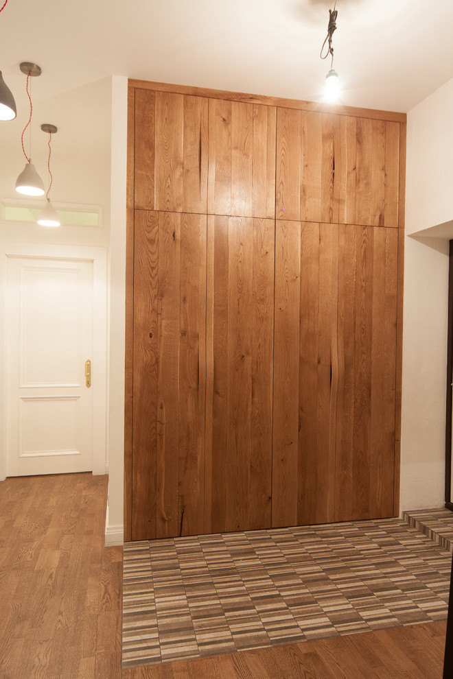 Обложка альбома: шкаф