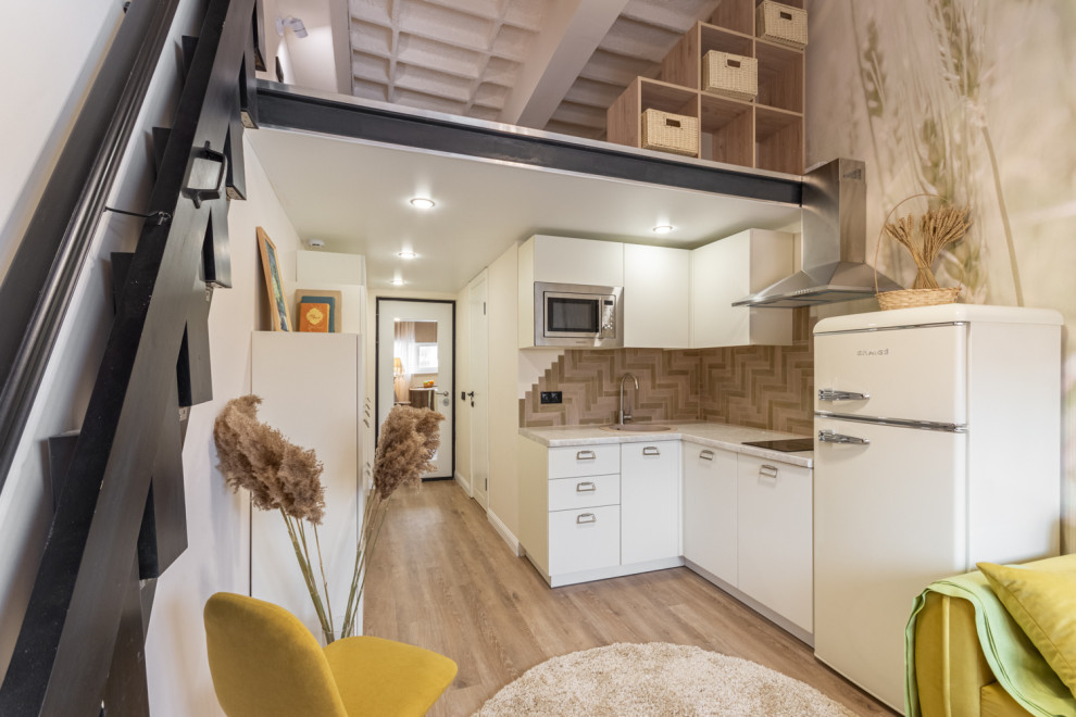 Министудия для студенки