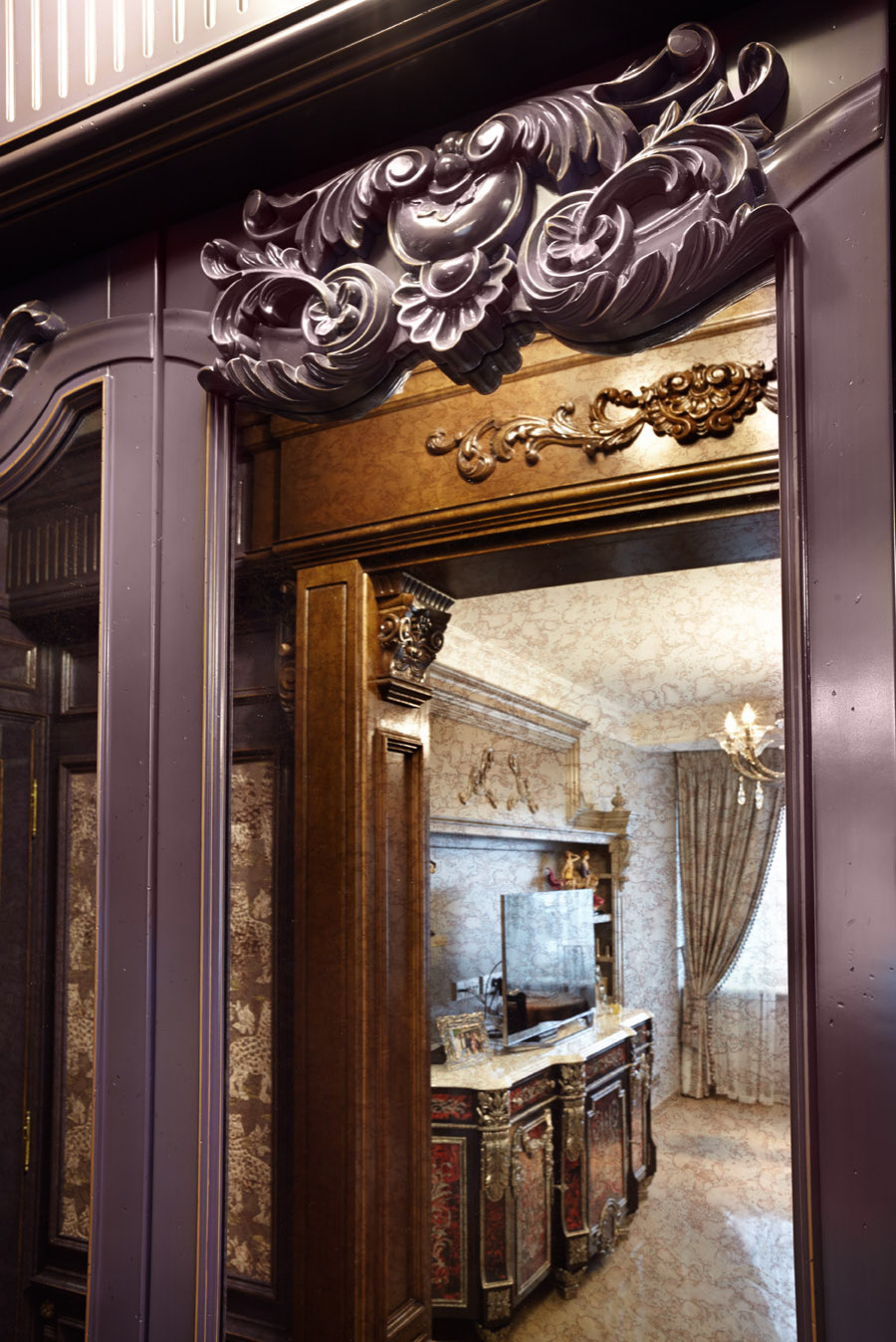 Холл в классическом стиле