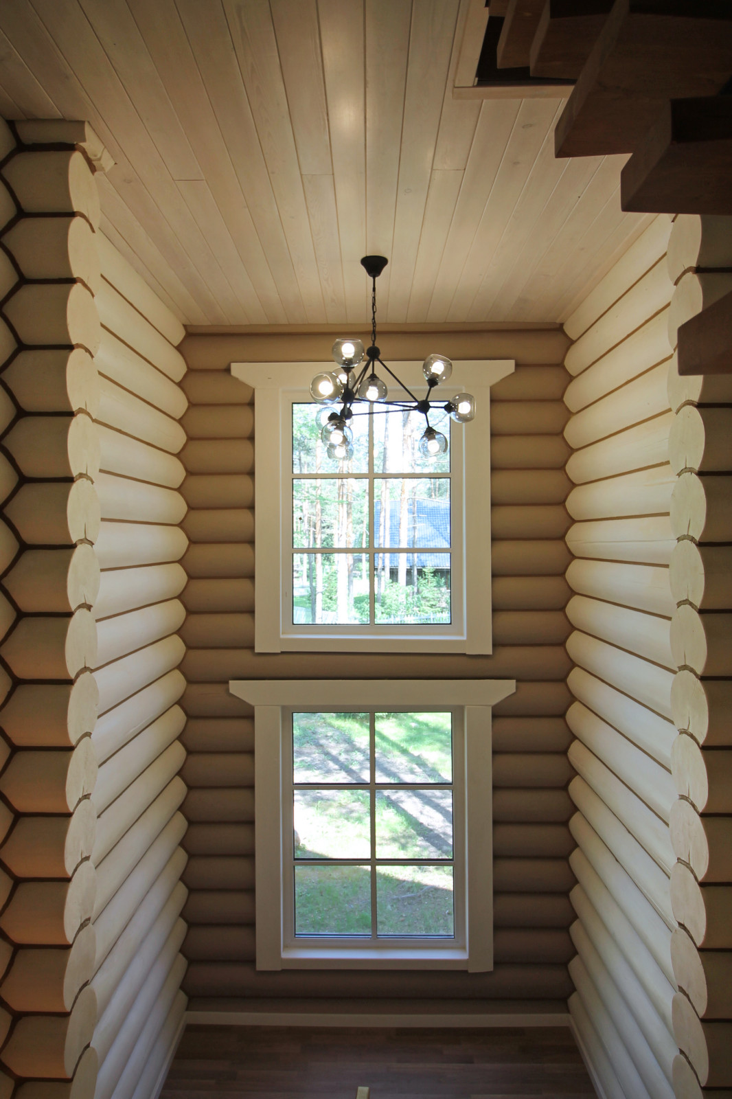 Срубовой коттедж 38 в п.Рощино, Ленинградская обл. Царство-Королевство