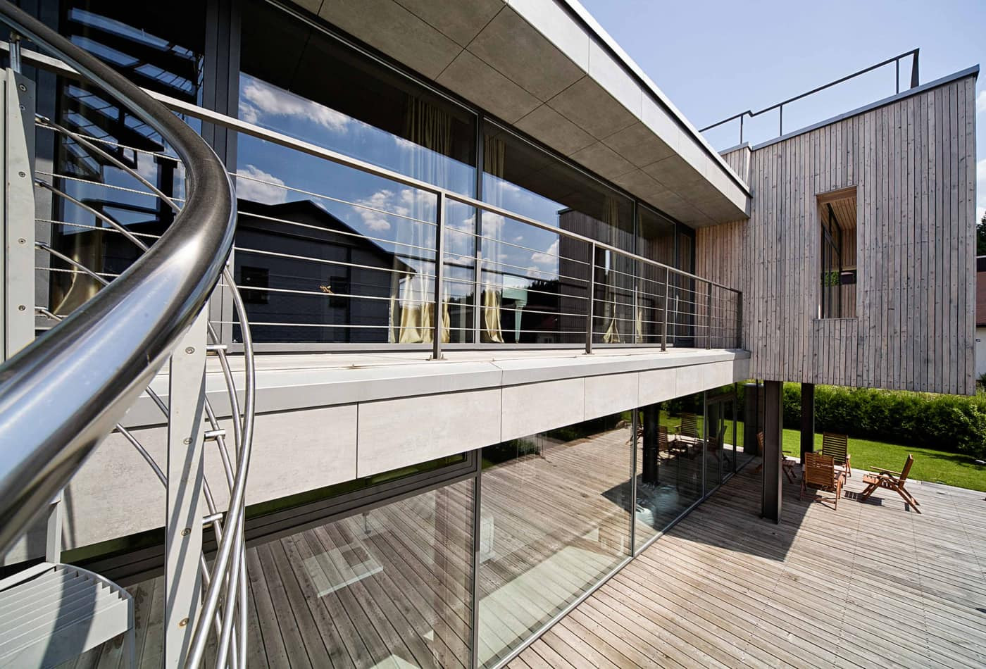 Коттедж Pixel House (реализован с использованием профильных систем SCHUECO)