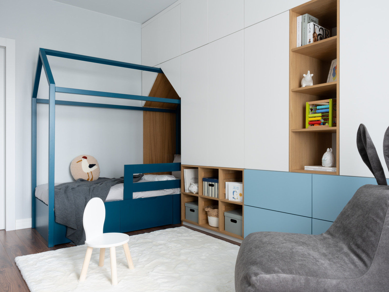 Дом на Набережной