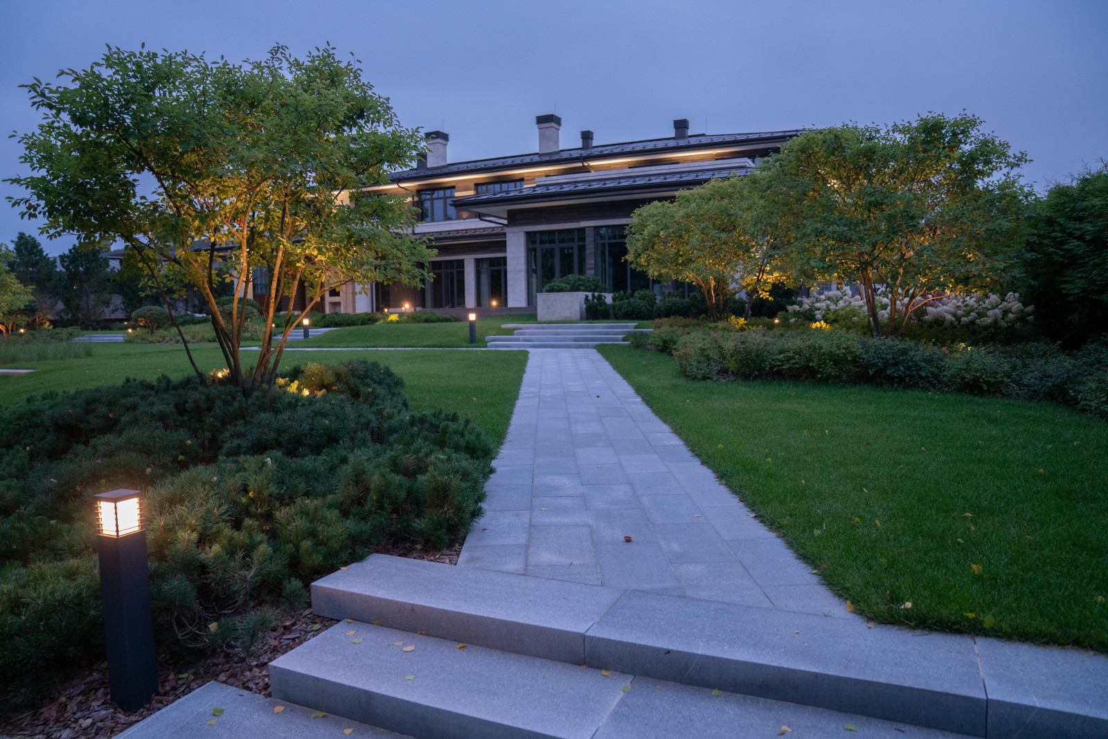 В стиле Райта. Модернизм. КП Монтевиль. 2021 г.