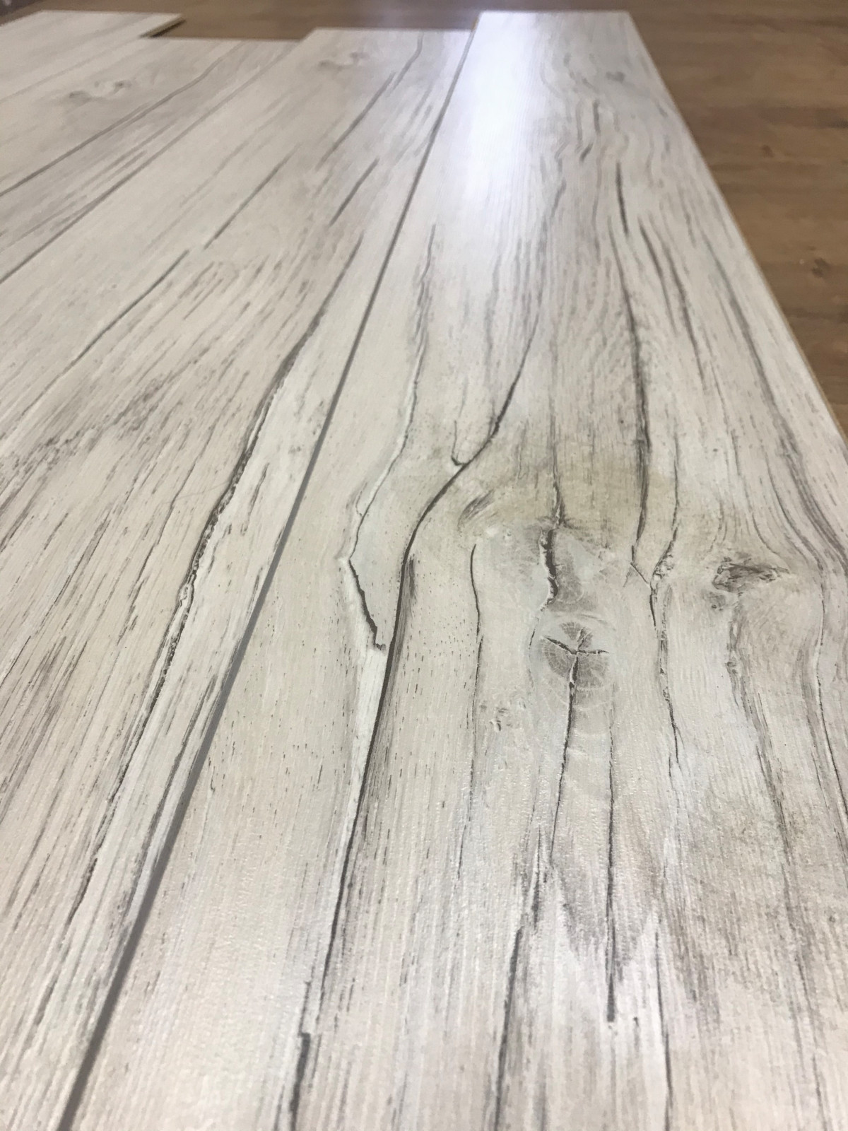 Обложка проекта: Ламинат