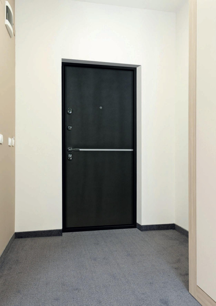 Входные маталлические двери