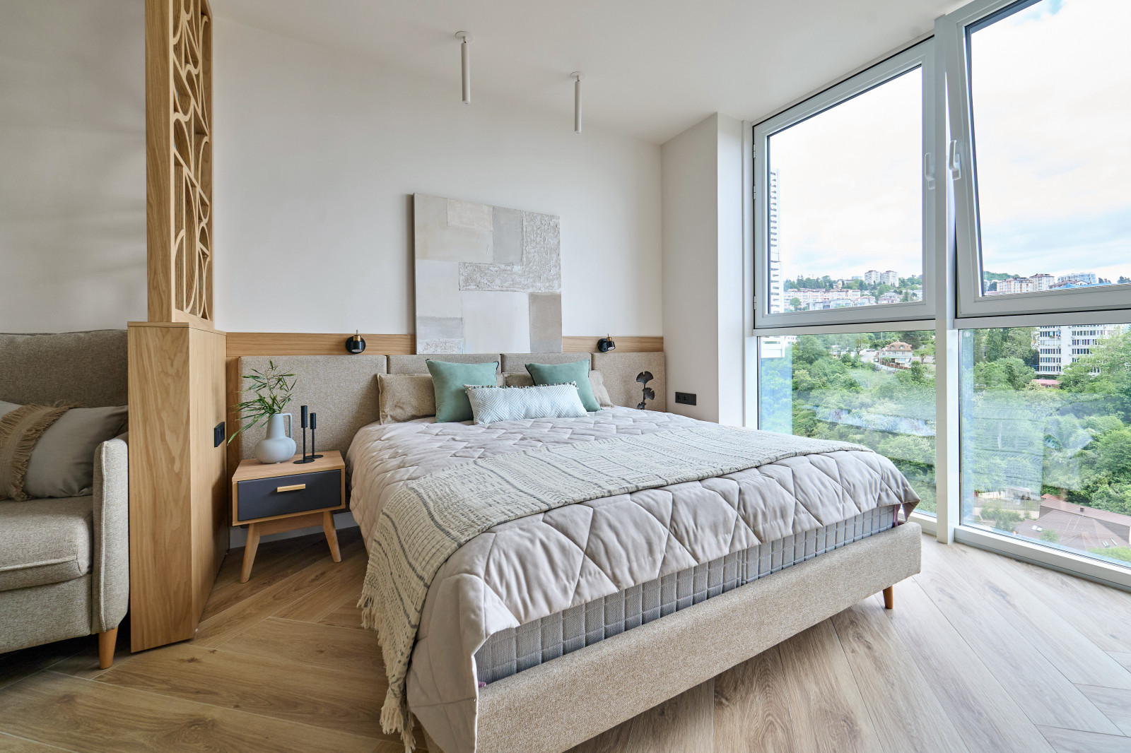 Тепло и свежесть южного города