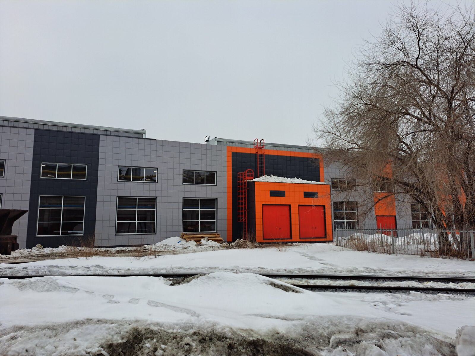 Обложка проекта: Завод по производству троллейбусов