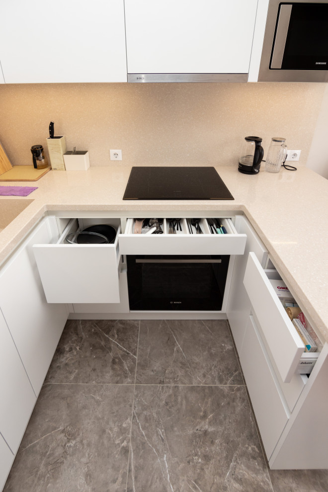 Современная кухня в минималистичном стиле