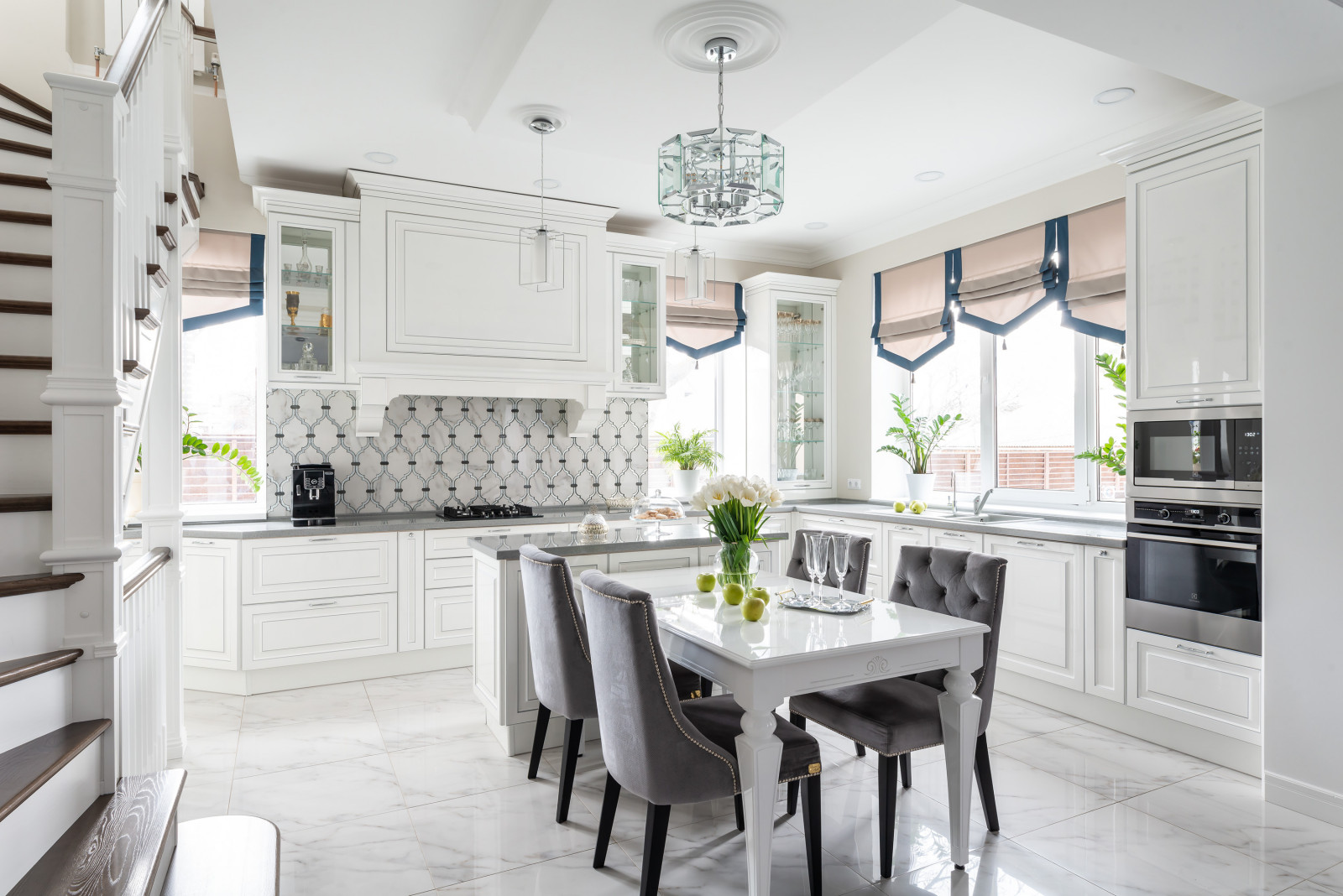 Интерьер дома в Ростове-на-Дону. Съёмка для Полины Мартиросян и Ольги Поляковой.