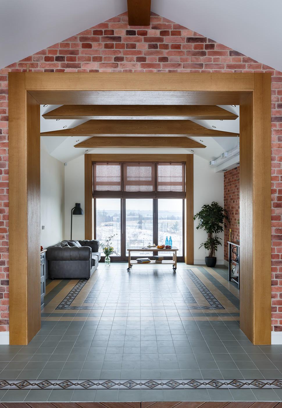 Дом на склоне