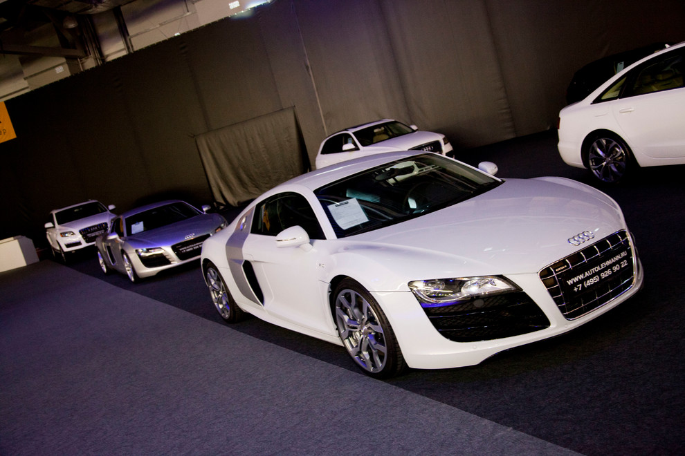 Автосалон Autolehman, Москва.