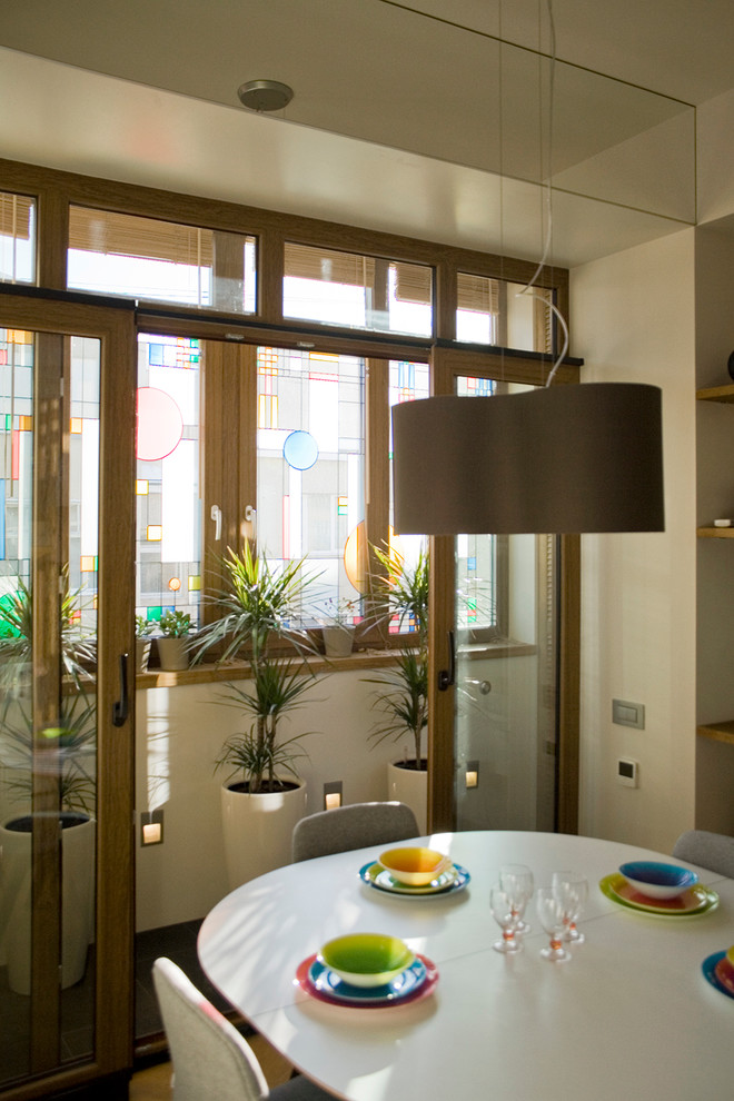 Кухня недели: Зимний сад и витражные окна