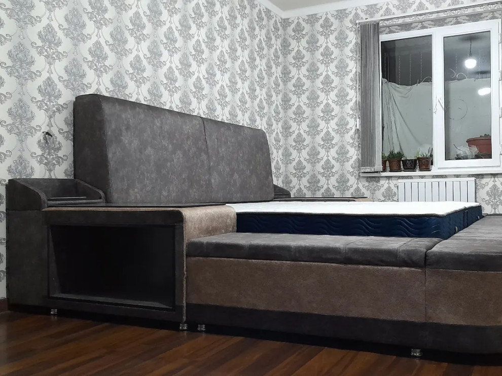 Обложка проекта: hitech krovat