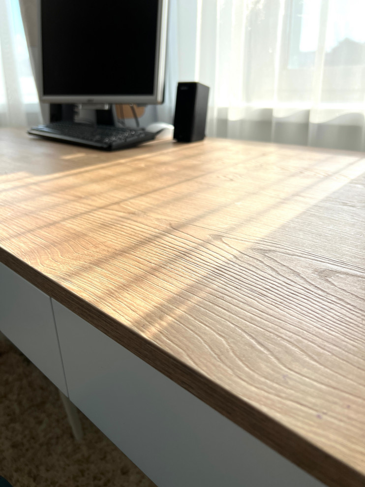 Обложка проекта: Комната для трех девочек