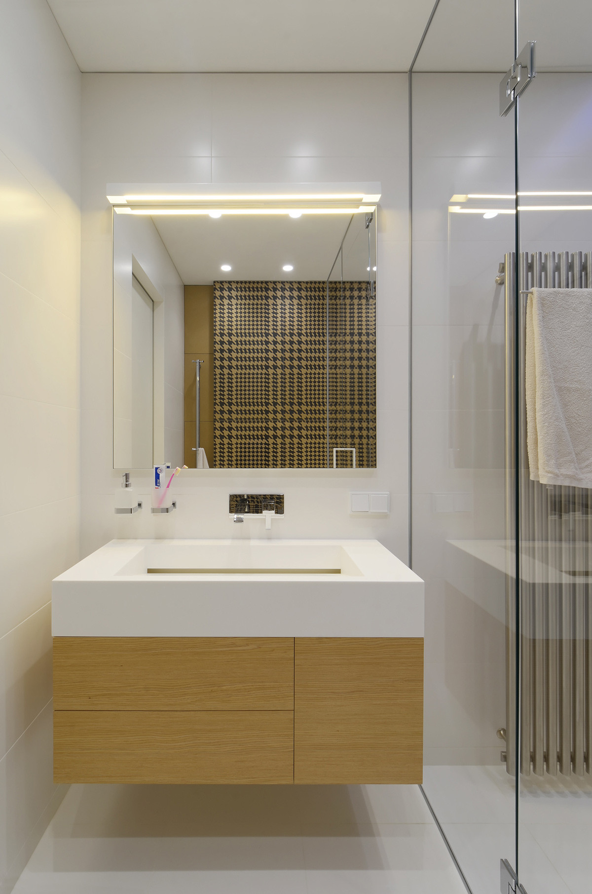 Houzz Украина: От «евроремонта» к синему подиуму на кухне