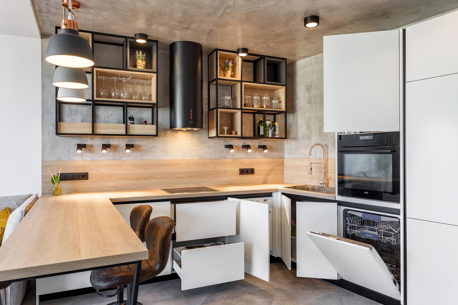 Белая кухня