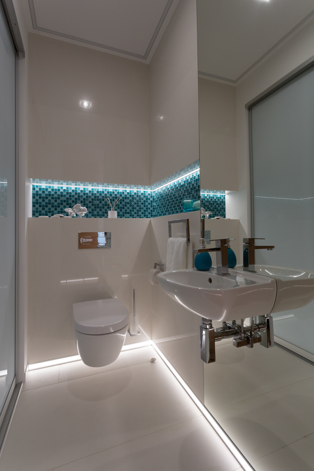 Квартира в бирюзовых оттенках