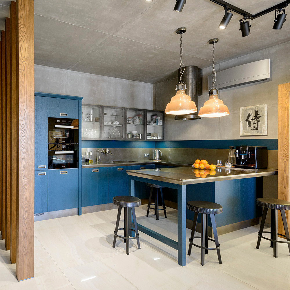 ВДВОЁМ С КОТОМ