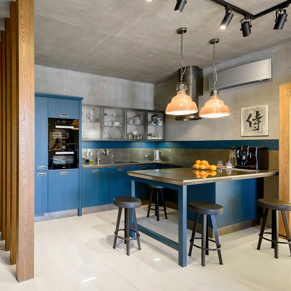 ВДВОЁМ С КОТОМ