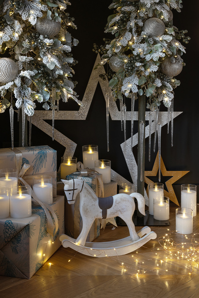 Новогоднее декорирование интерьера