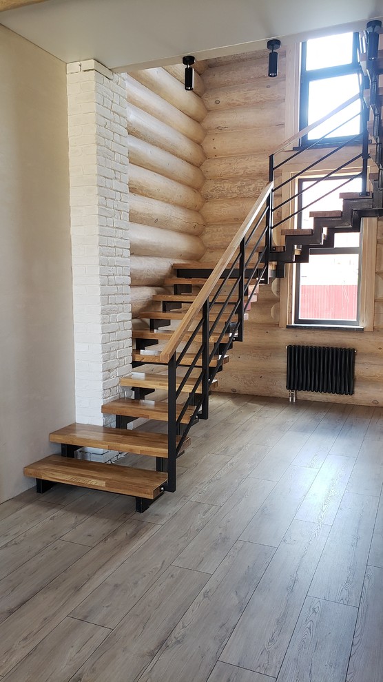 Лестница для стиля лофт