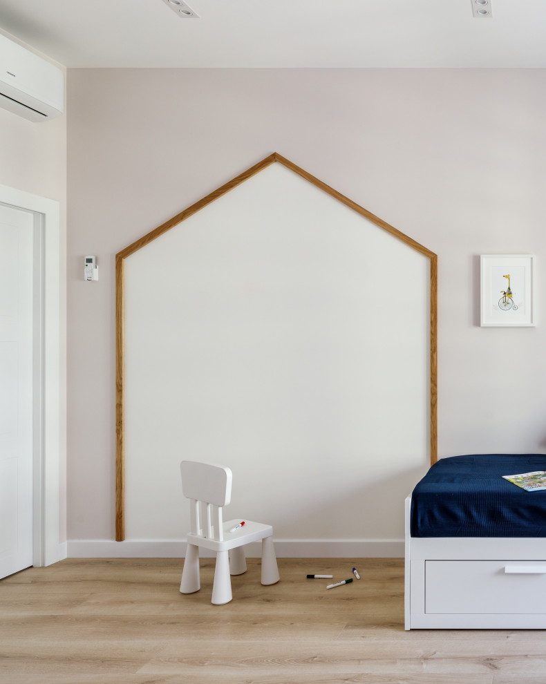 Оформление стены в детской