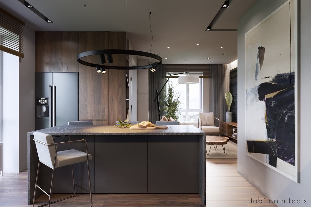 ДЖИЛЛЕНХОЛ