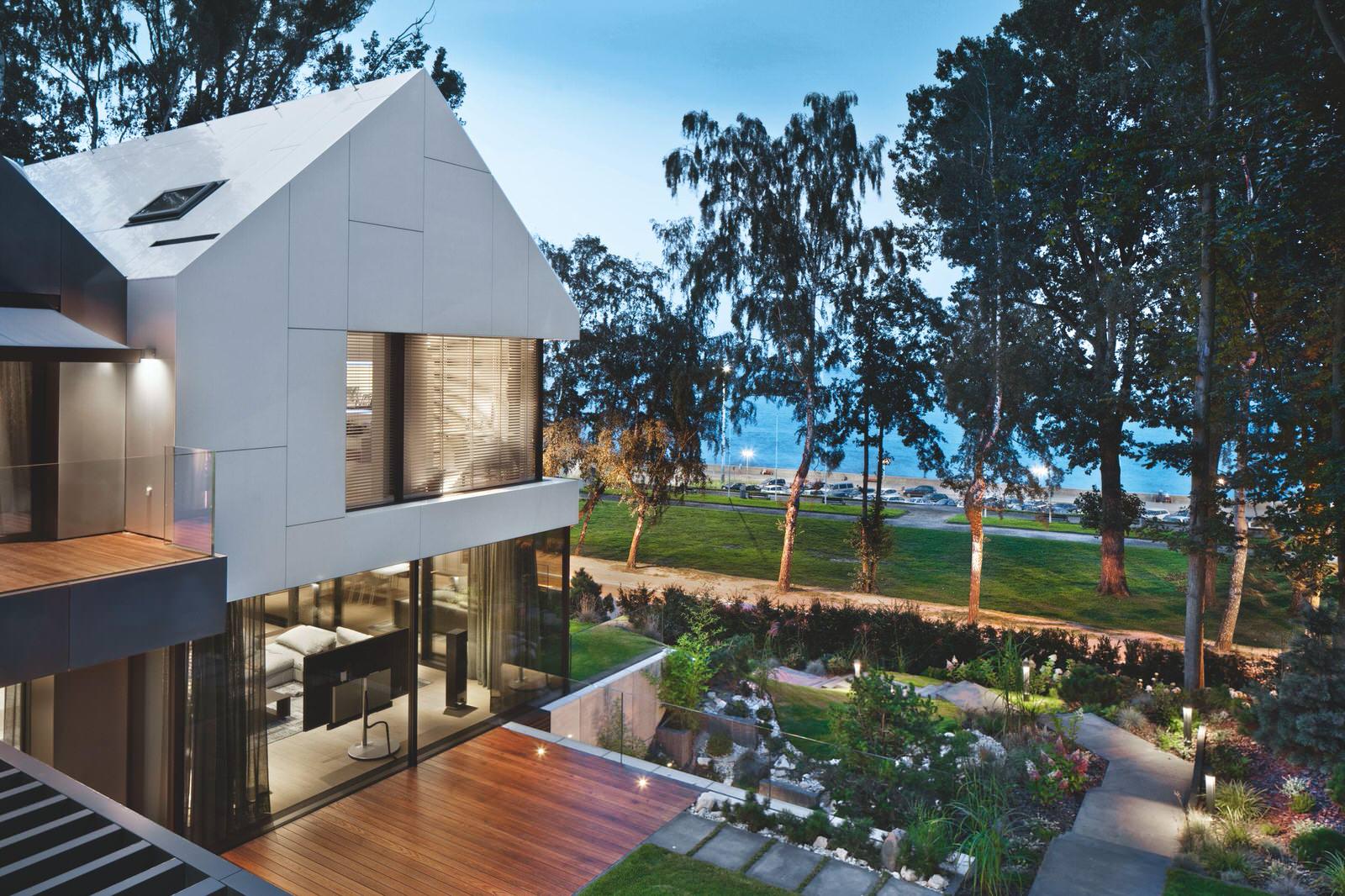 Коттедж Alu-Plus Sp. z o. o.  (реализован нашими партнёрами SCHUECO)