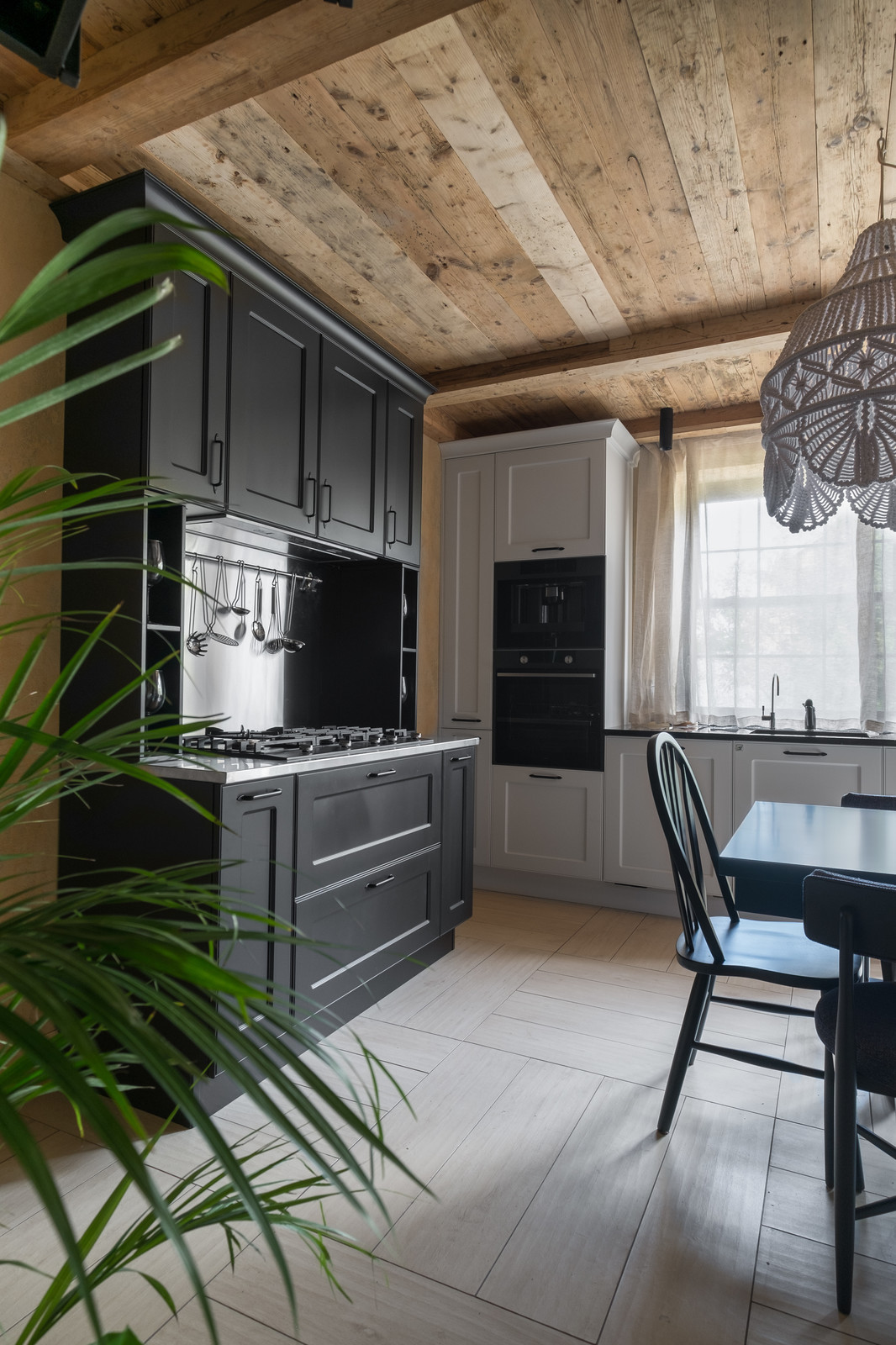 Проект недели: Кухня-гостиная в голландском стиле