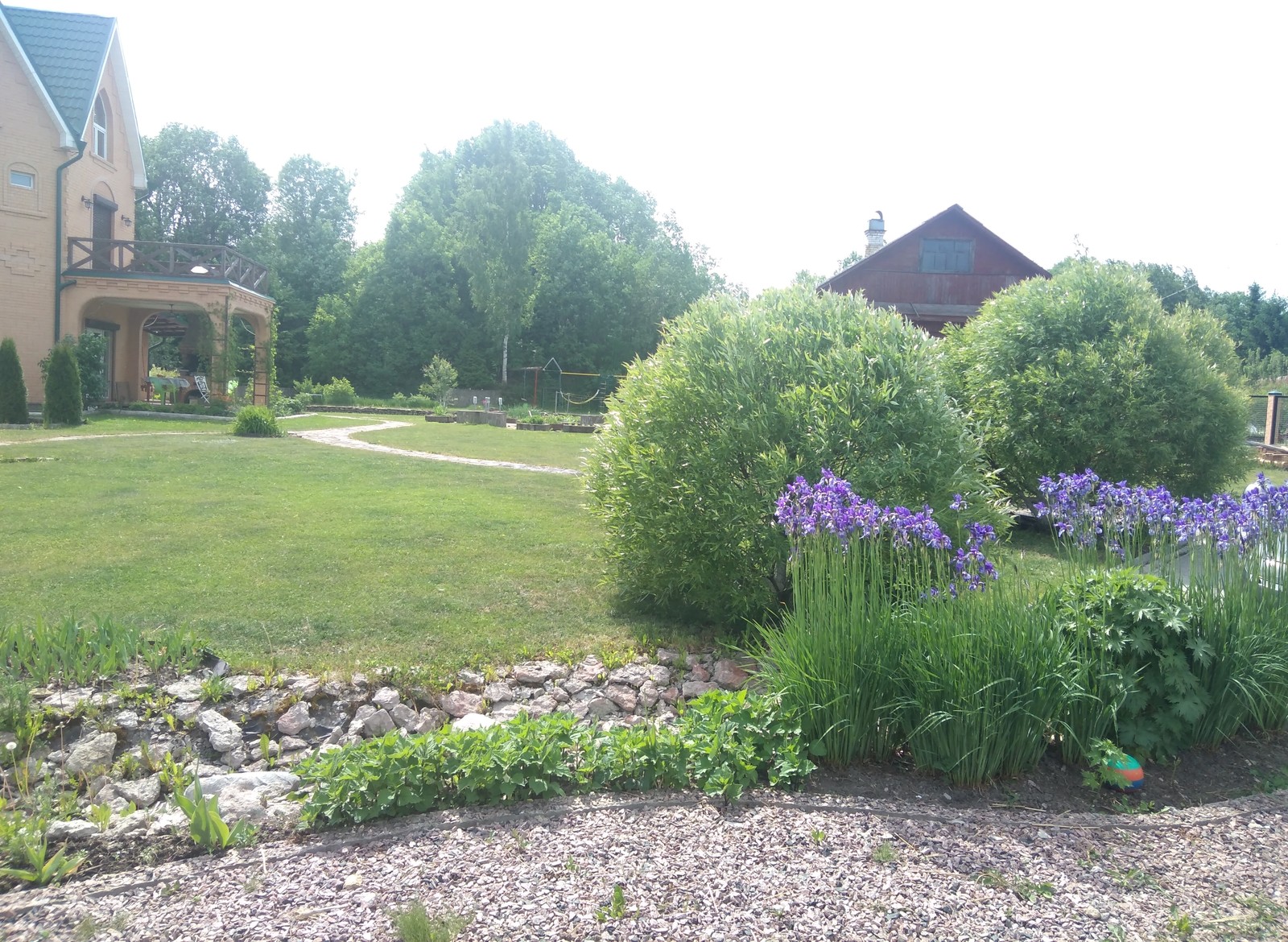 Фотографии готовых садов