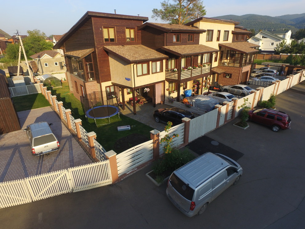 Большой дом на 5 семей 1150 м2