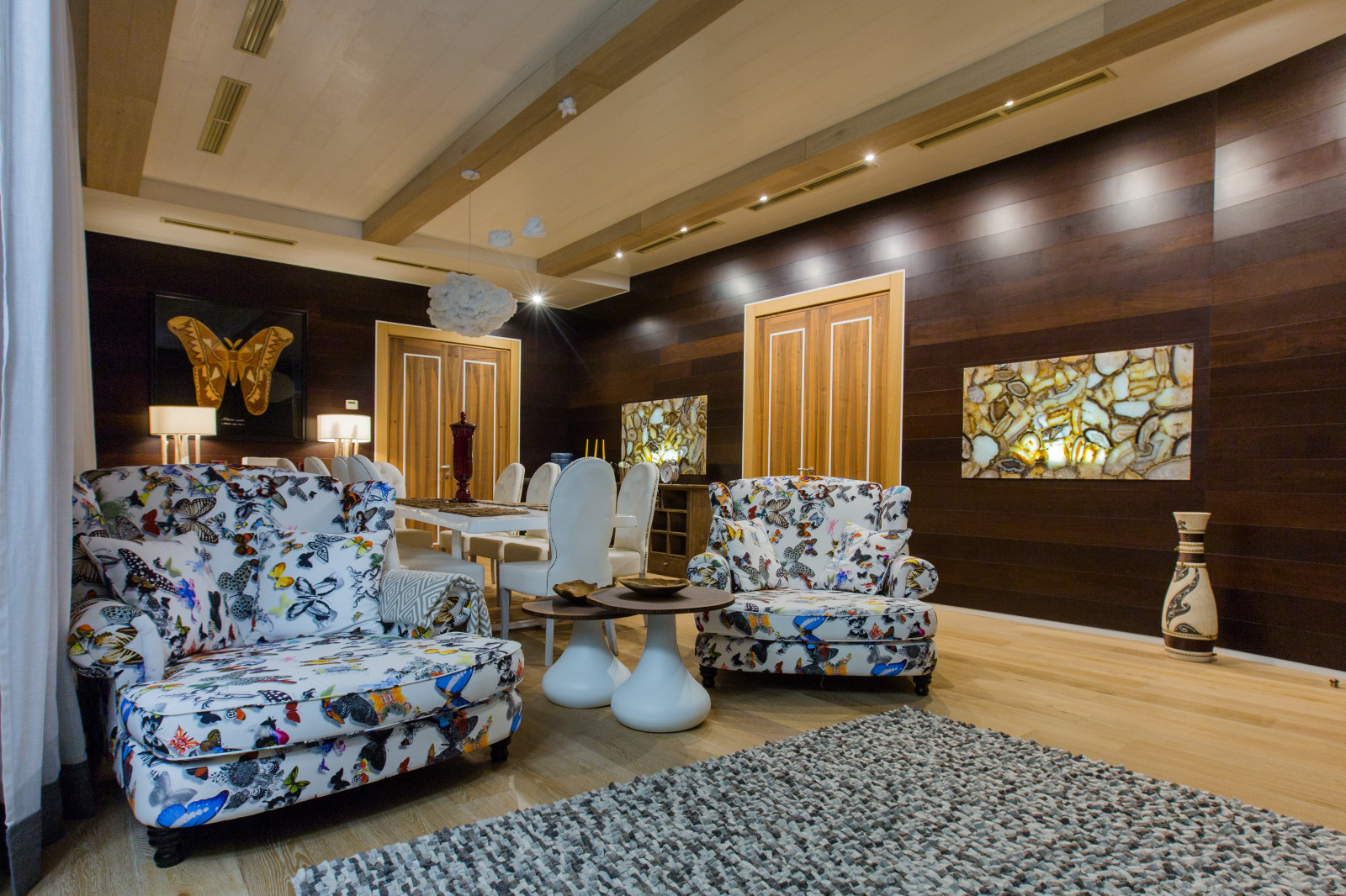 РЕЗИДЕНЦИЯ "ЛАЗУРНЫЙ БЕРЕГ"