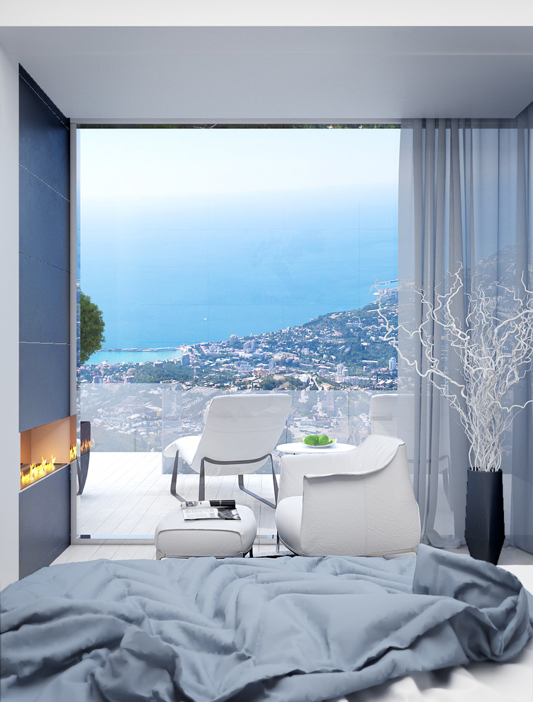 Bedroom with sea view
