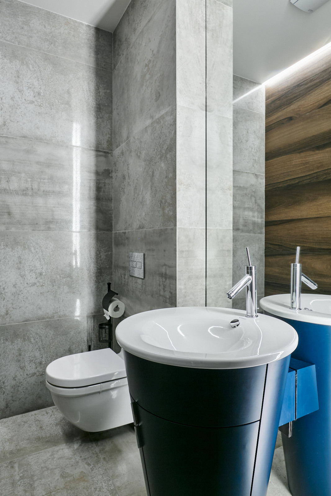 Houzz тур: Трехэтажный таунхаус с зимним садом для молодой семьи