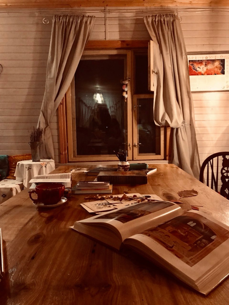 Обложка проекта: Большой дубовый стол для веранды