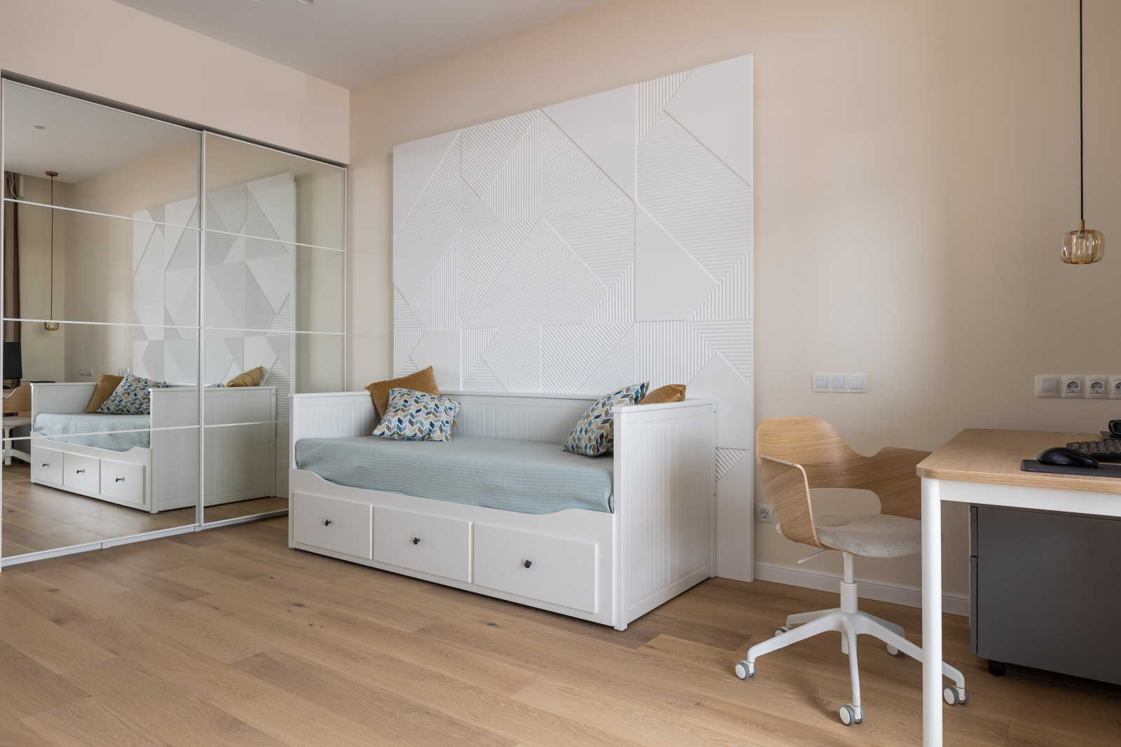 ЖК На Моисеенко,27