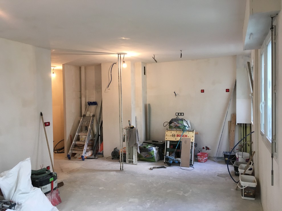 До и после: Микроапартаменты с причудливой стеной-столом