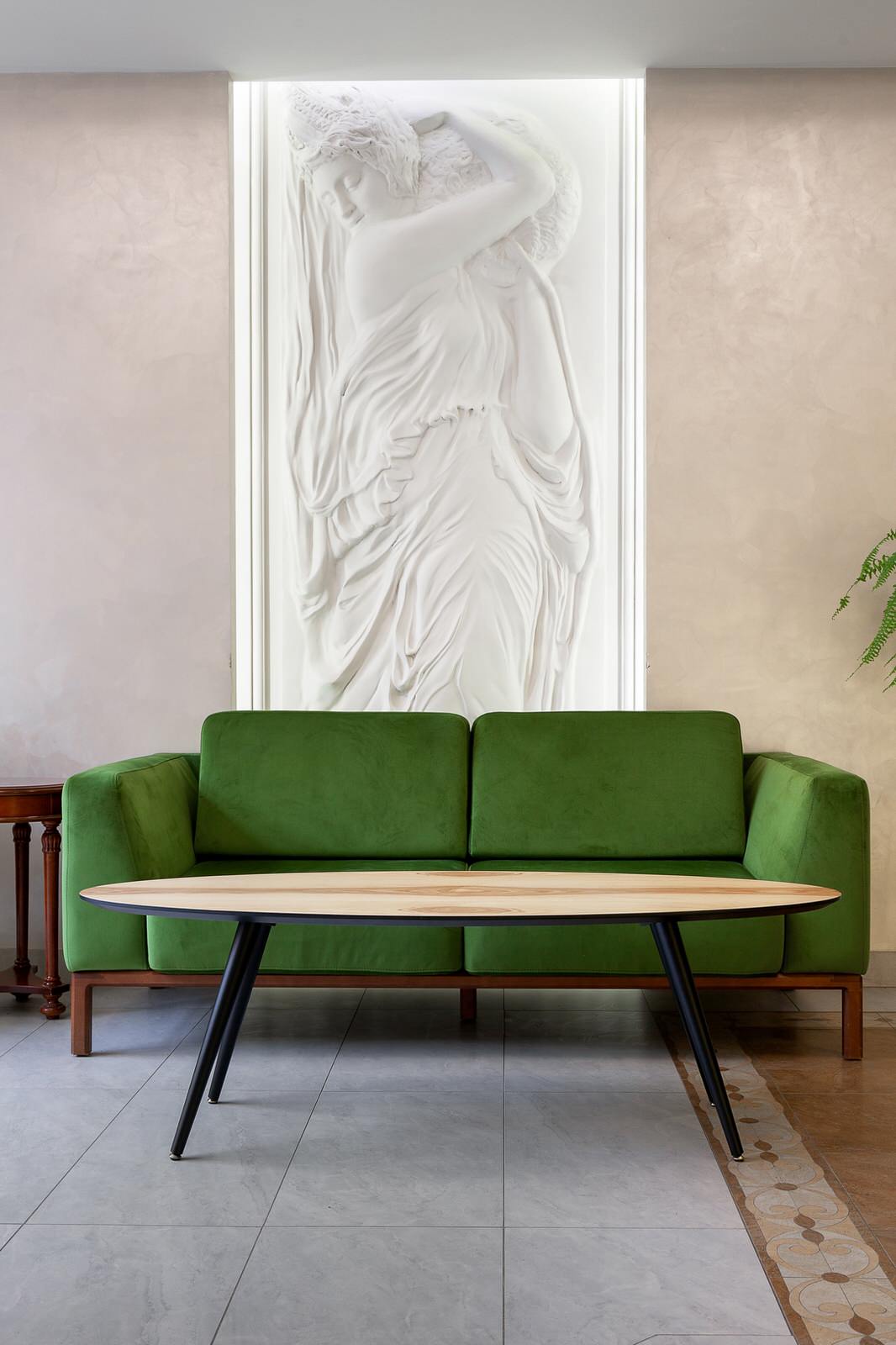 Обложка проекта: Столик в стиле сканди