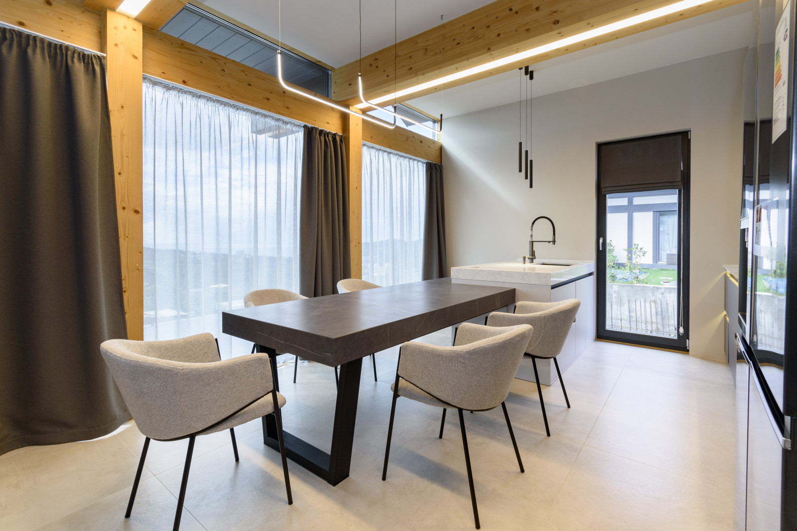 Интерьеры загородного коттеджа №2