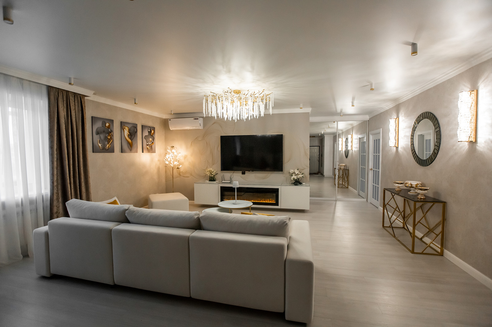 Дизайн просторной квартиры в стиле неоклассики