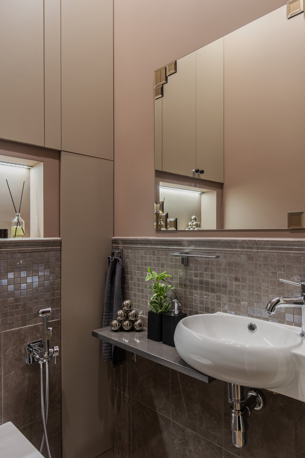 Обложка проекта: Квартира в доме эпохи конструктивизма