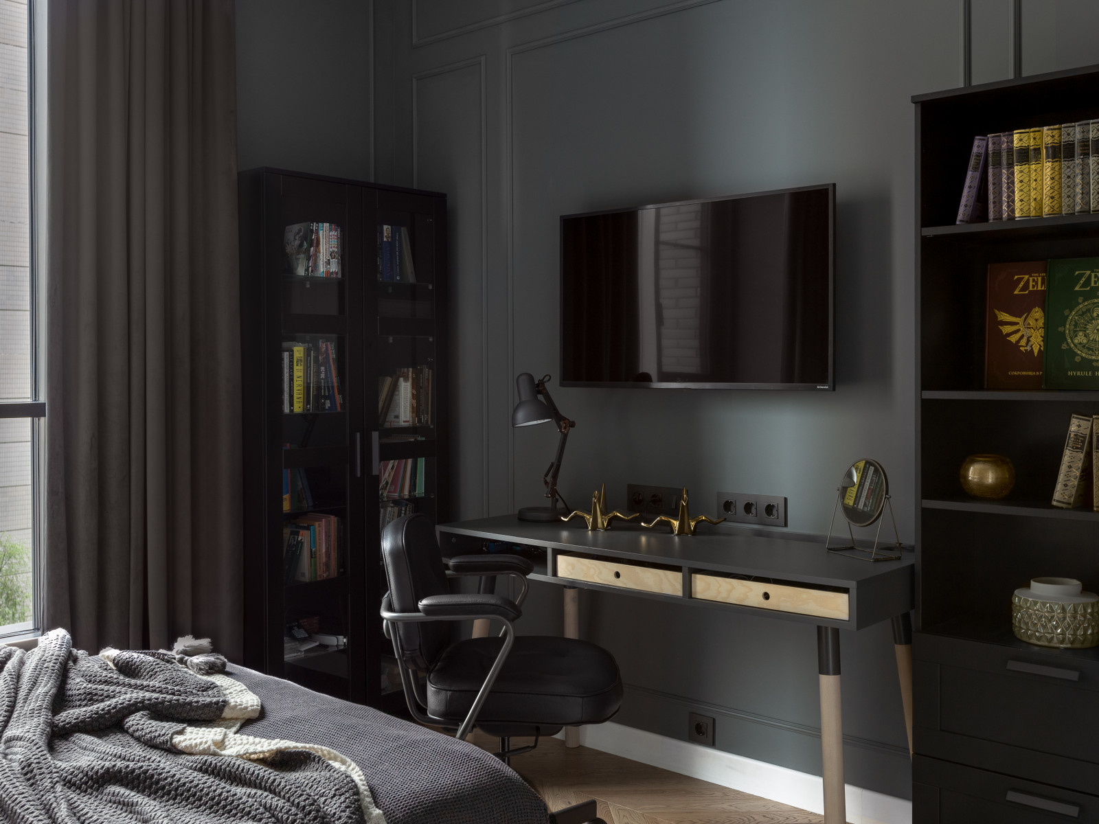 Семейная квартира с интересными дизайнерскими решениями