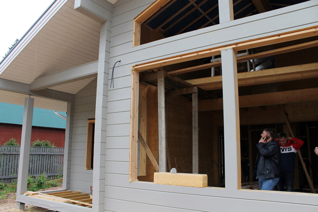 Строительство усадьбы из клееного бруса в Рощино