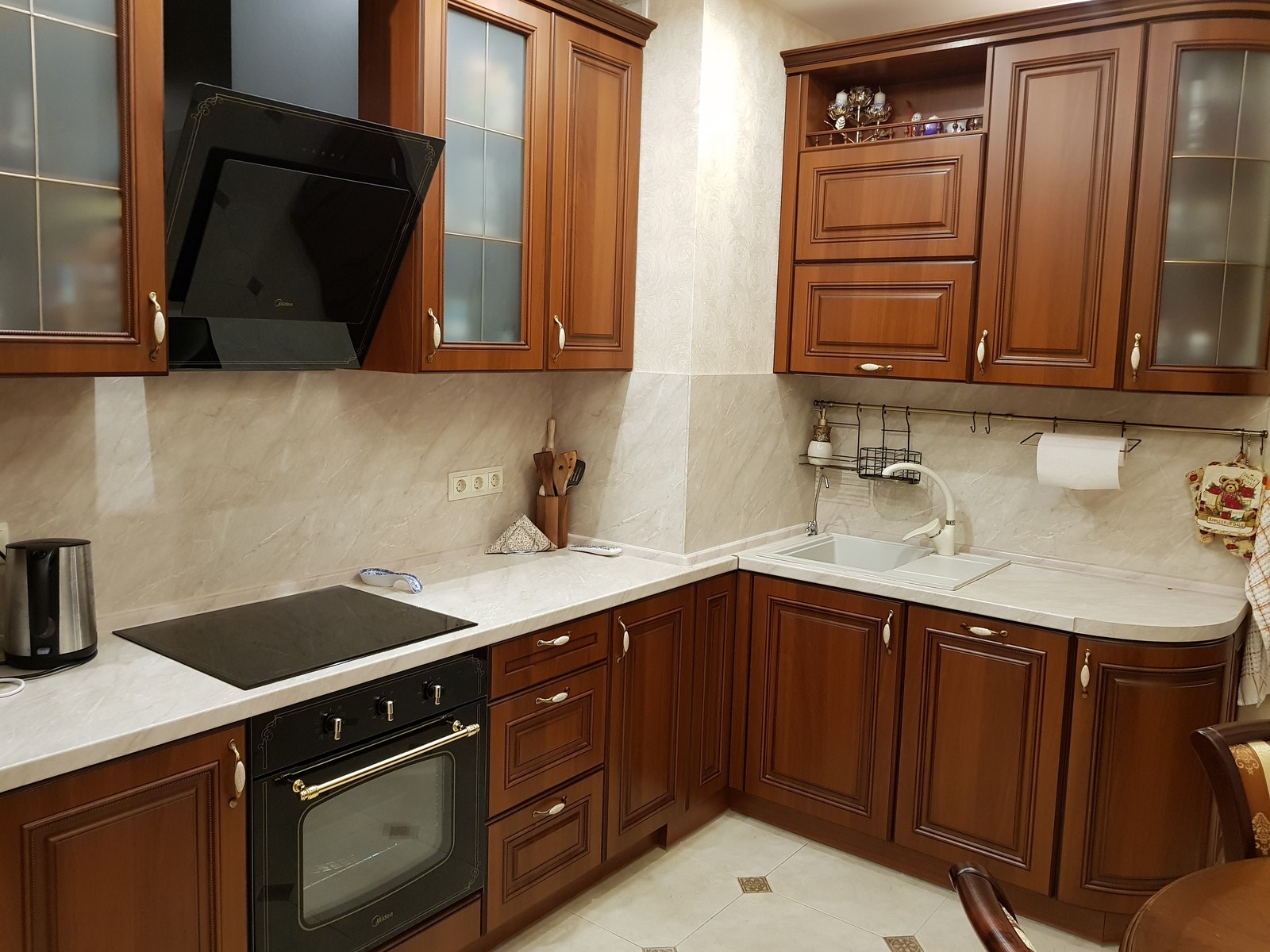 Обложка проекта: Кухни классических стилей