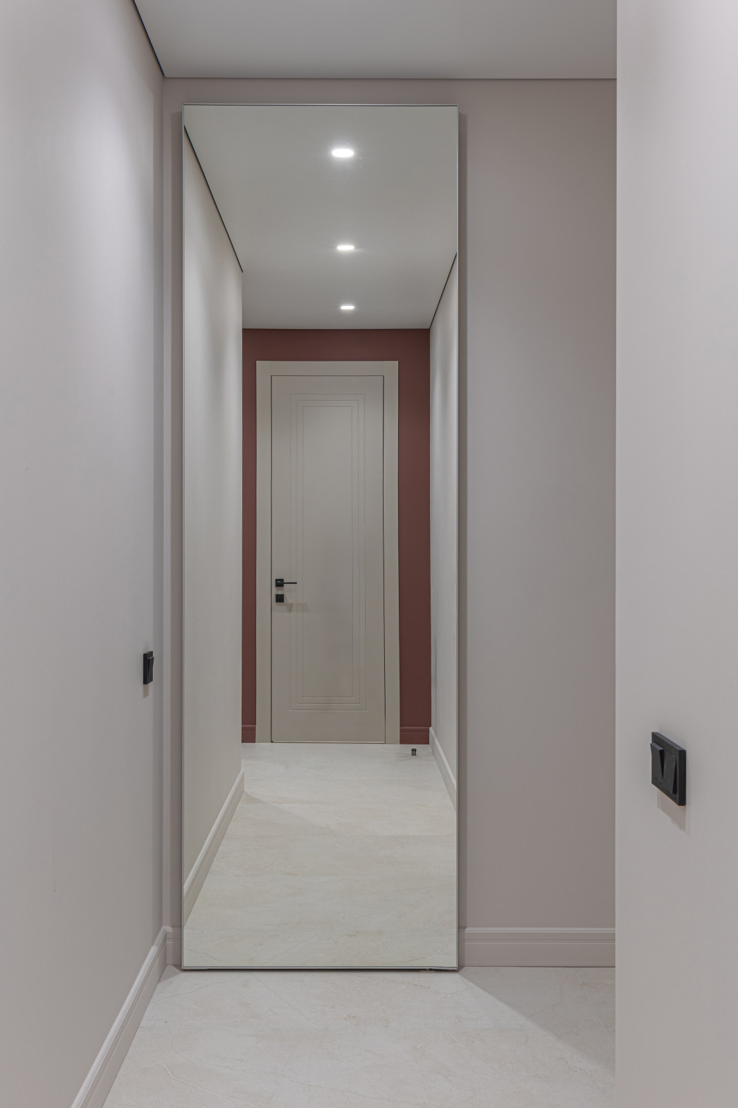 зеркало в коридор