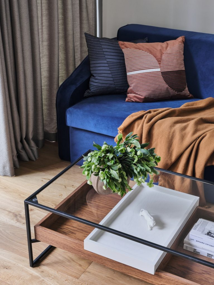 Дом в лесу у озера