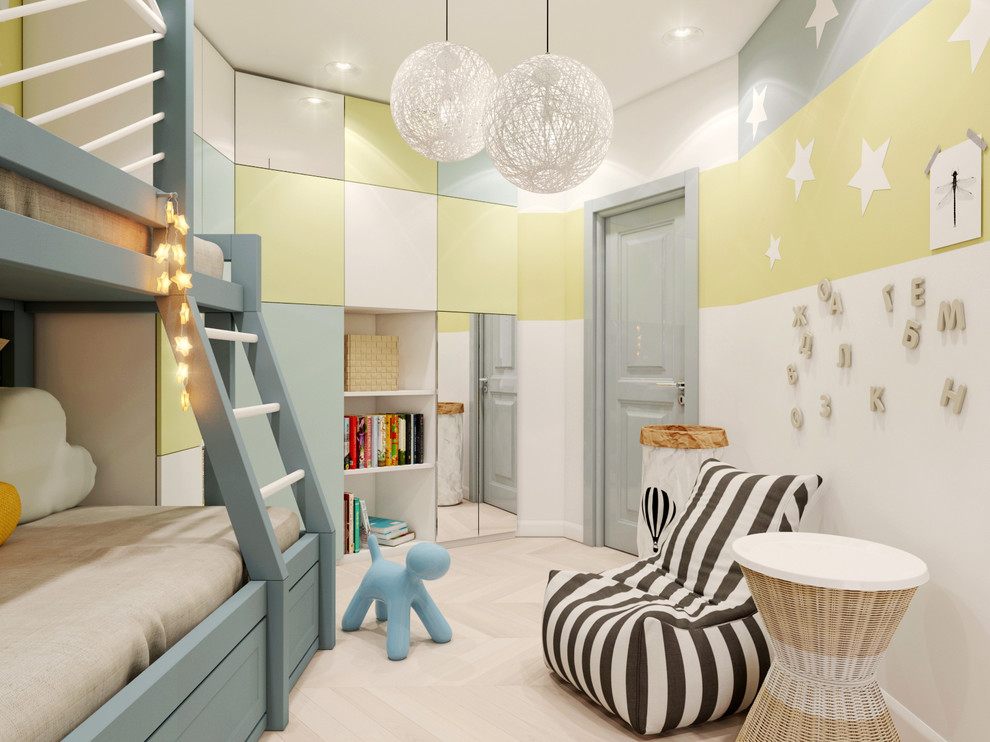 На берегу моря