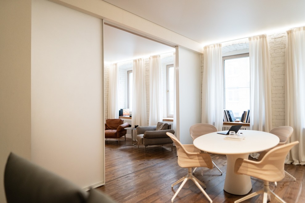 Межкомнатная раздвижная перегородка R1200 raumplus в комнату