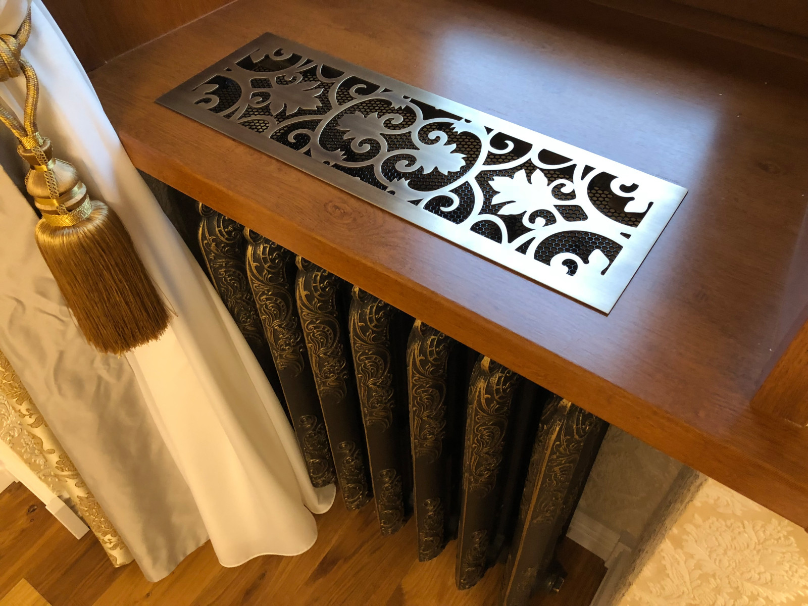 Обложка проекта: Решетки для подоконников и столешниц